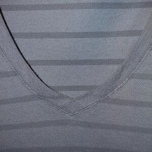 Perry Ellis v-neck striped gray shirt, sz XXL $10 pre-owned TX PPU OR SHIPPING